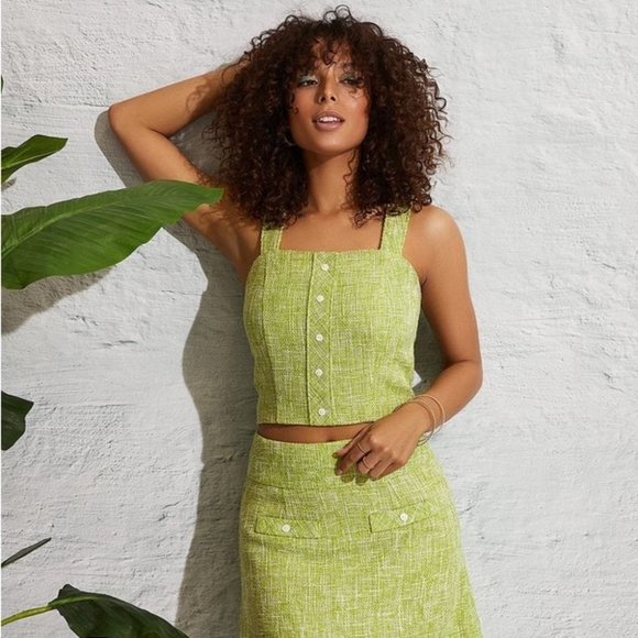 Suzy Shier Tops - NWT Suzy Shier Tweed Cropped Top Women’s Size Large